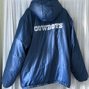 Vintage-style Y2K NFL Pro Line Dallas Cowboys puffer jacket